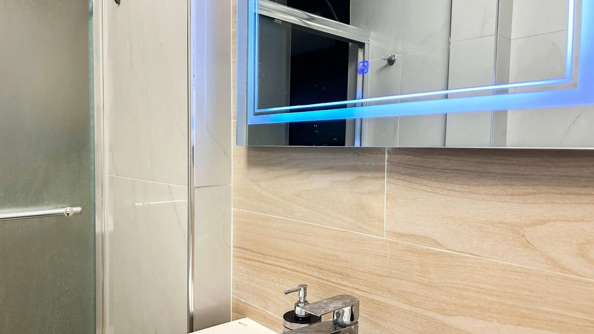 Aqua Vista 598 Apartment Durres