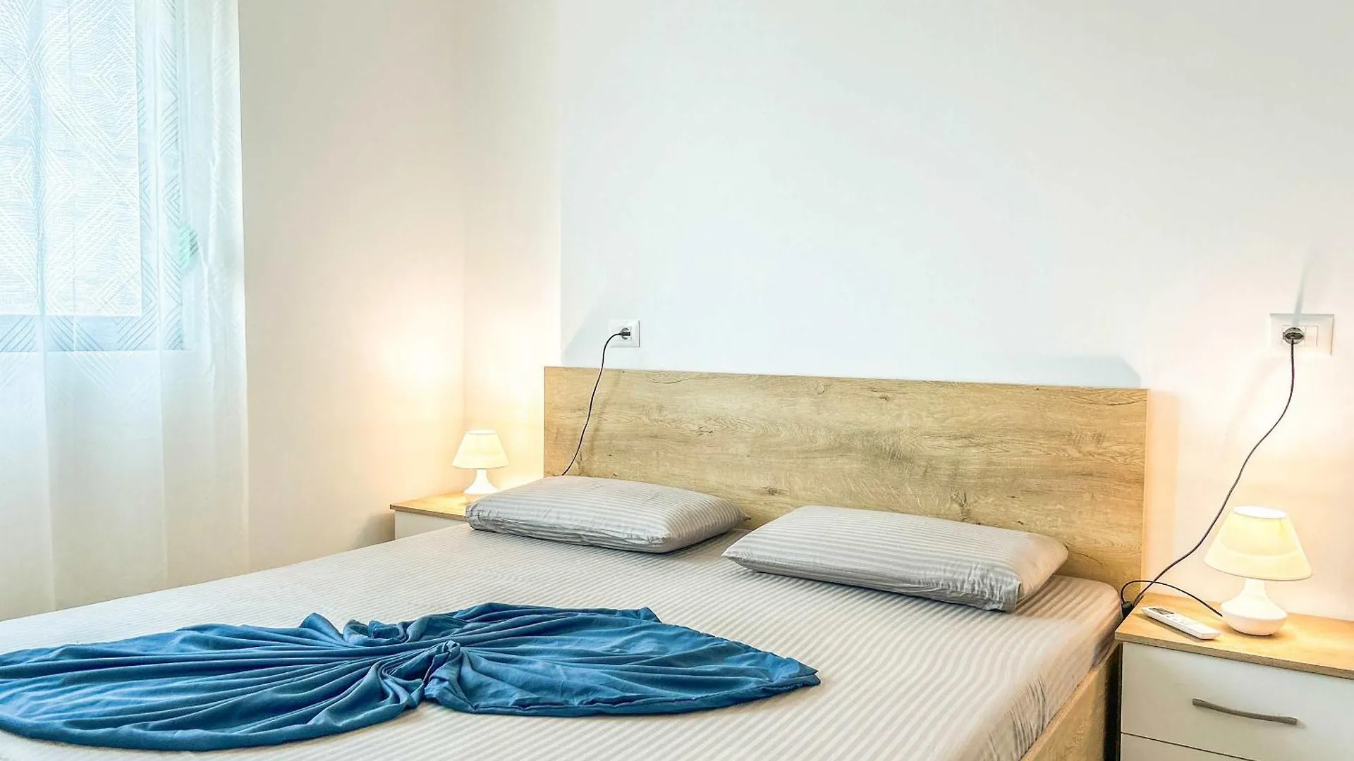 Aqua Vista 598 Apartment Durres 0*,  Albania